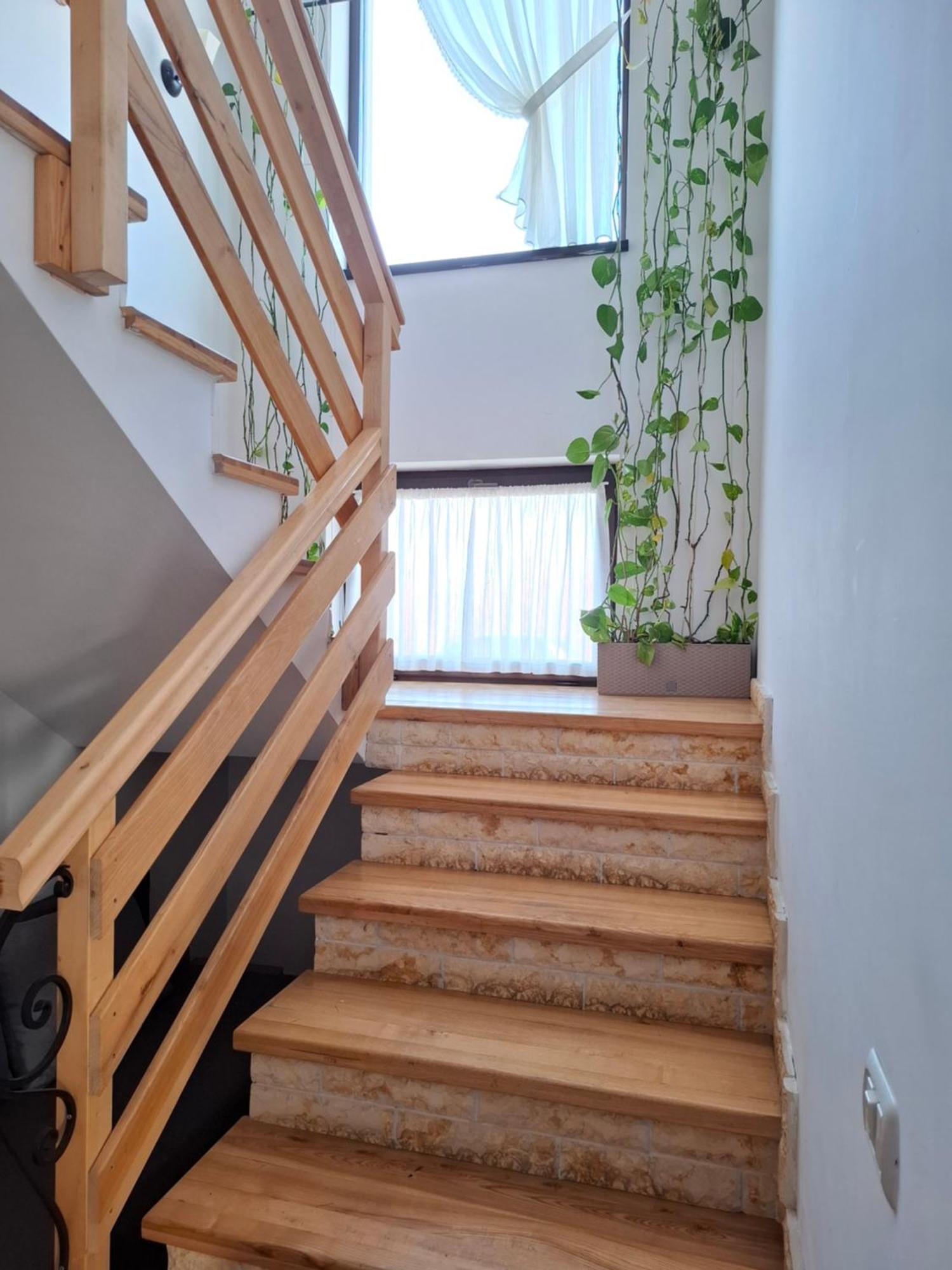 Dor De Casa Hotel Doljesti Екстериор снимка