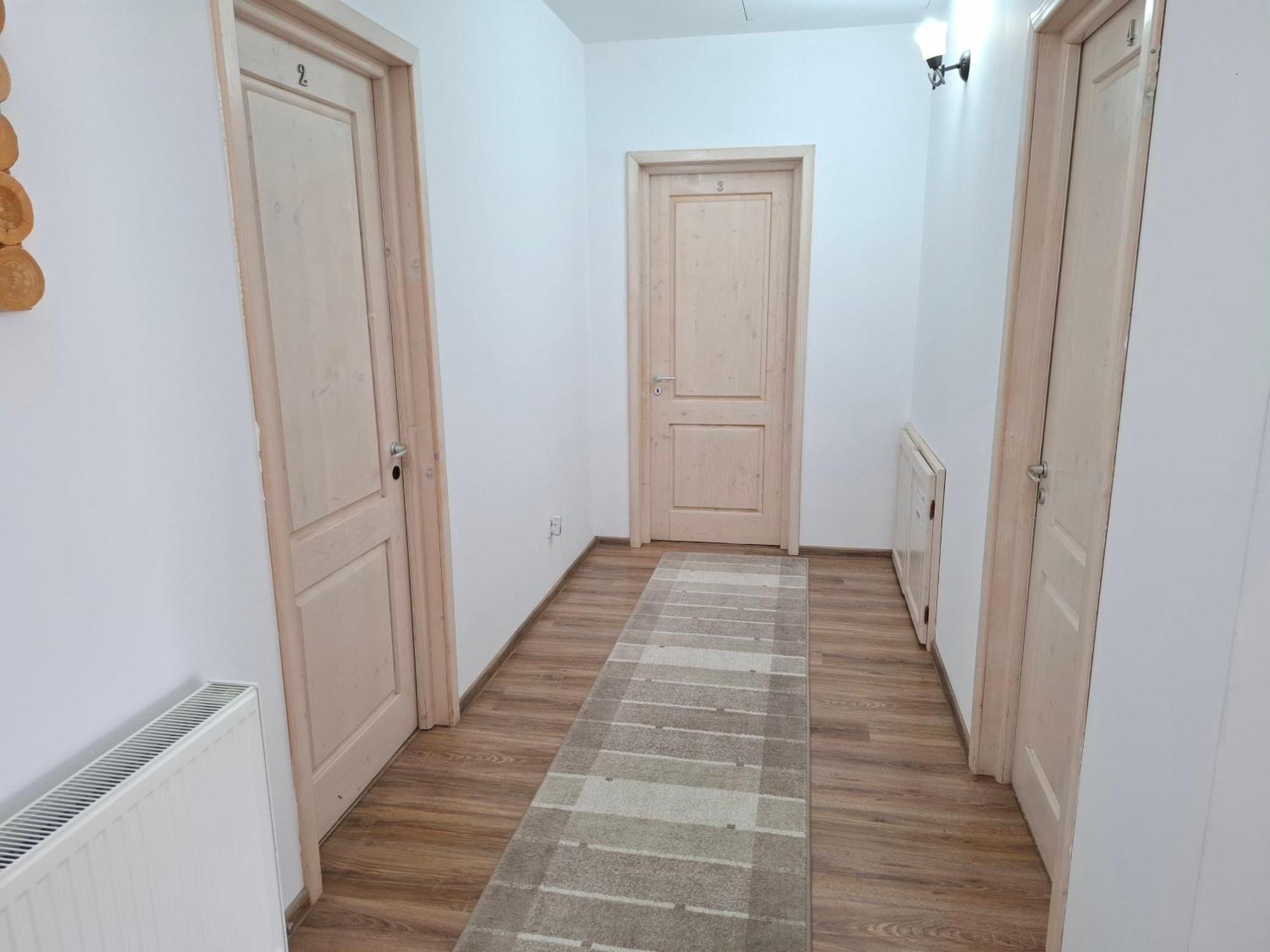 Dor De Casa Hotel Doljesti Екстериор снимка