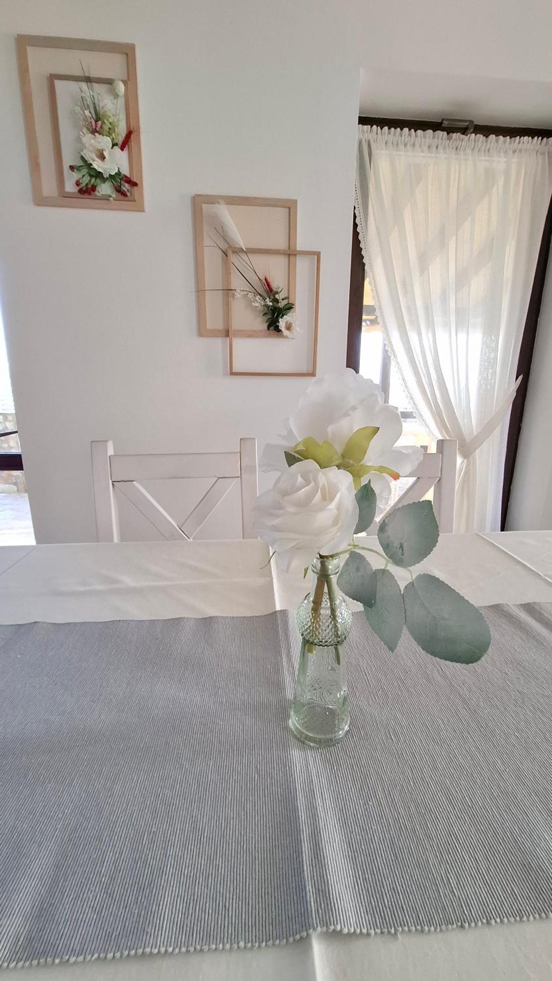 Dor De Casa Hotel Doljesti Екстериор снимка